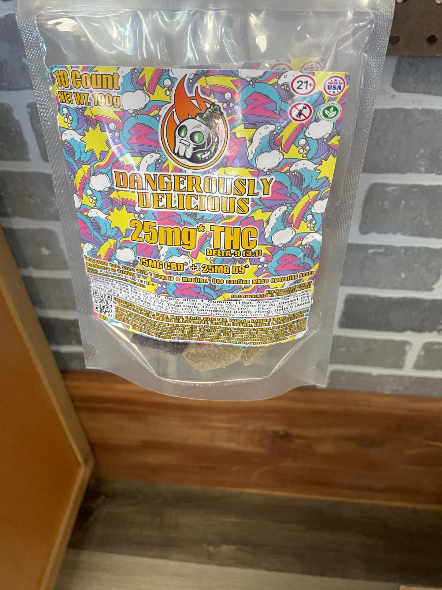 Dangerously Delicious - D9 25mg Gummy 10ct Package